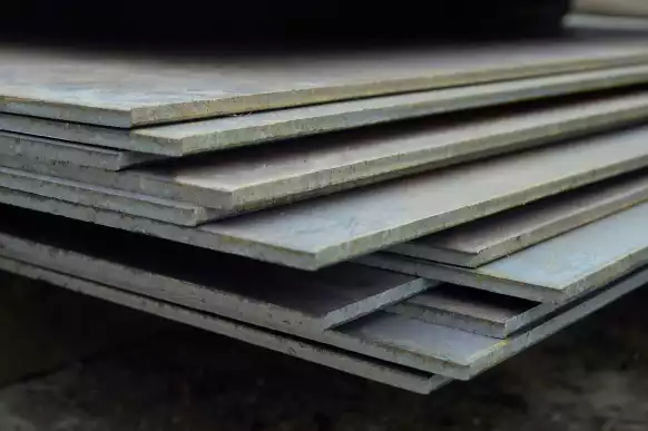 Лист стальной горячекатаный фото продукции в наличии